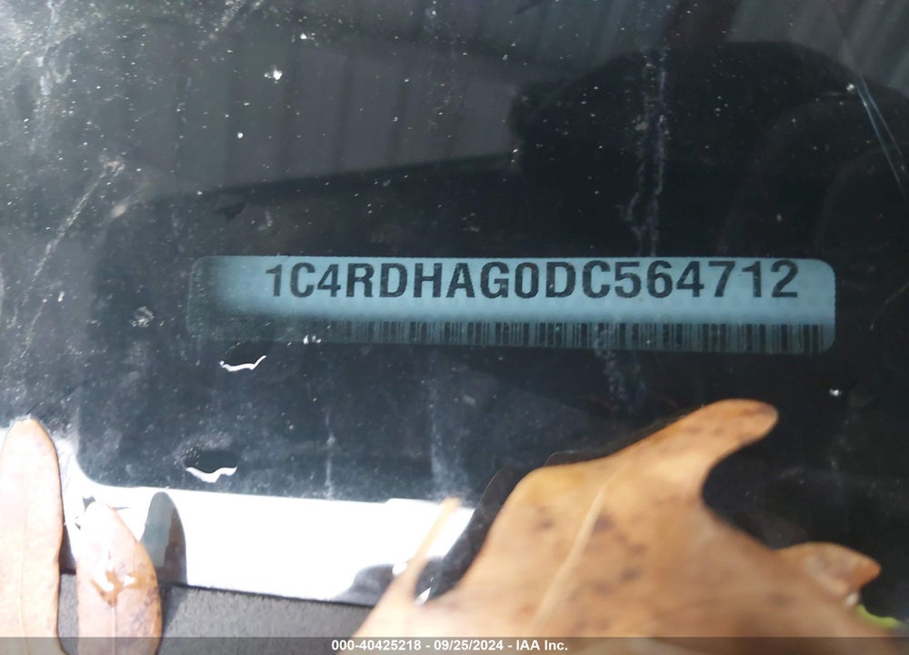 2013 DODGE DURANGO SXT VIN: 1C4RDHAG0DC564712