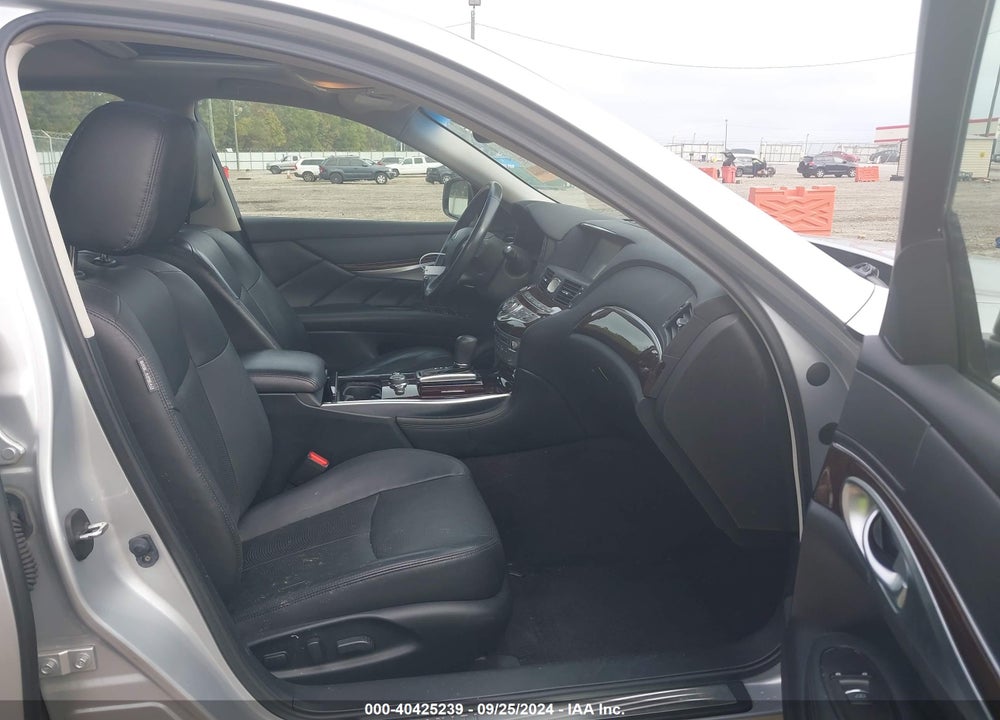 2015 INFINITI Q70L 3.7X VIN: JN1BY1PR5FM830229