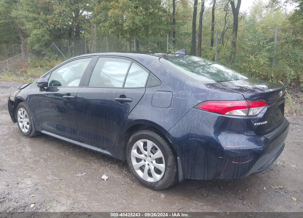 2022 TOYOTA COROLLA LE VIN: 5YFEPMAE7NP302739