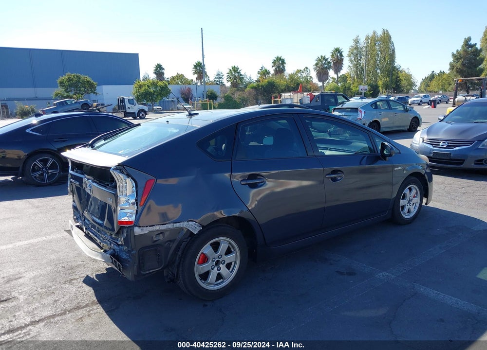 2011 TOYOTA PRIUS THREE VIN: JTDKN3DU0B0261348