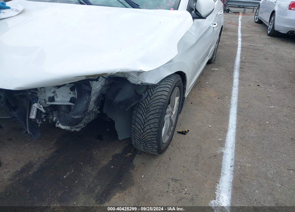 2020 HYUNDAI ELANTRA SEL VIN: 5NPD84LF1LH529109