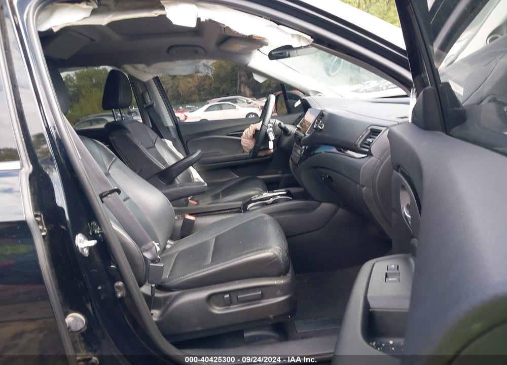 2020 HONDA PILOT AWD TOURING 7 PASSENGER VIN: 5FNYF6H65LB051433