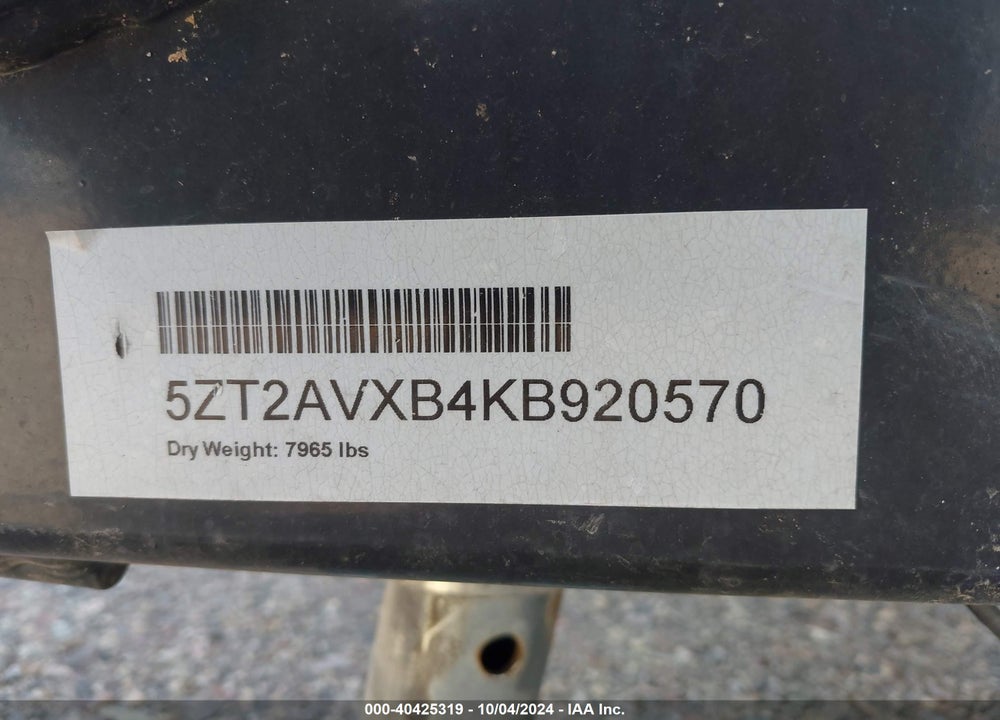 2019 AVENGER TRAVEL TRAILER VIN: 5ZT2AVXB4KB920570