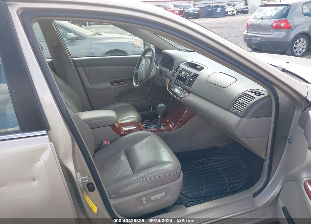 2006 TOYOTA CAMRY XLE VIN: 4T1BE30K26U118254