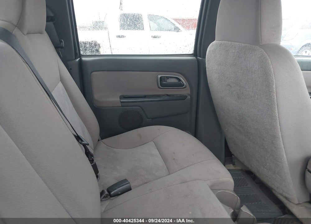 2005 CHEVROLET COLORADO LS VIN: 1GCCS136158241751