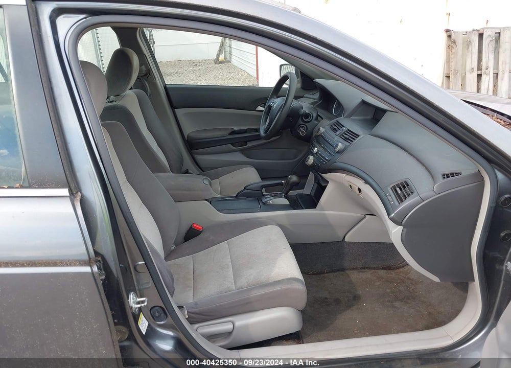 2008 HONDA ACCORD 2.4 LX VIN: JHMCP26318C029196