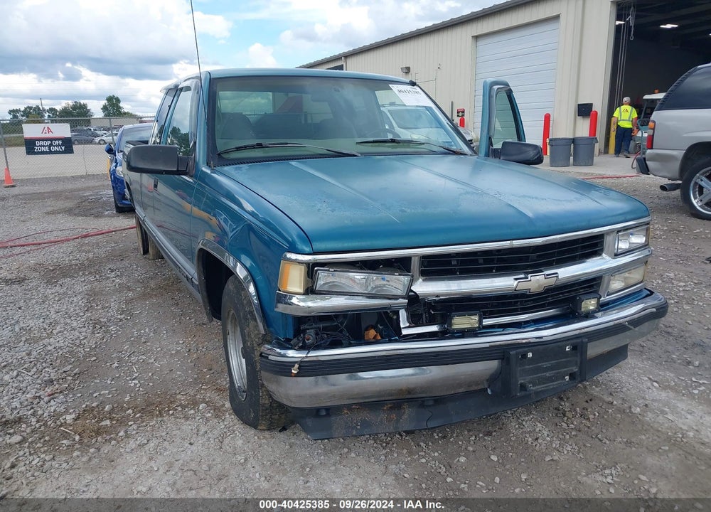 1997 CHEVROLET C1500 FLEETSIDE VIN: 2GCEC19R2V1156038