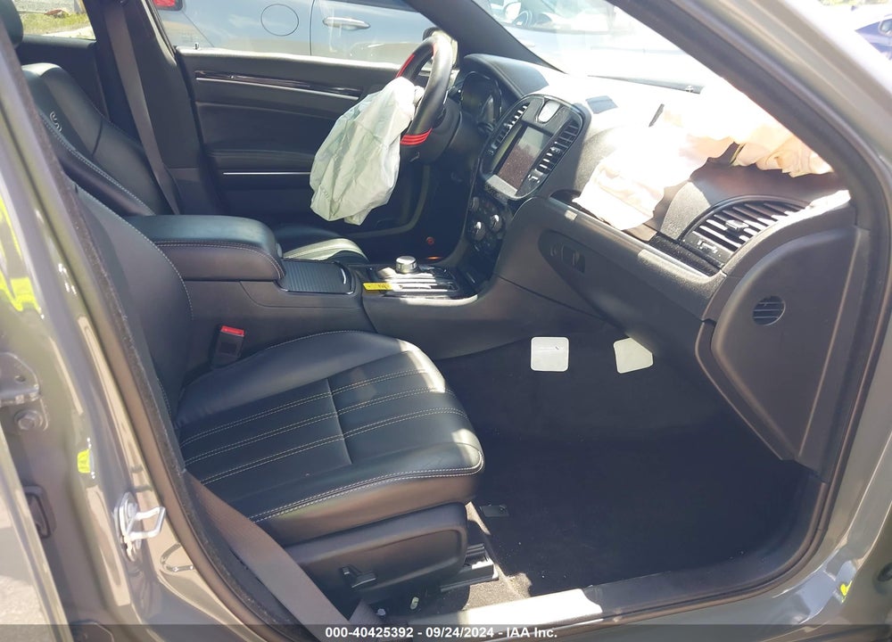 2017 CHRYSLER 300 300S VIN: 2C3CCABG5HH526771