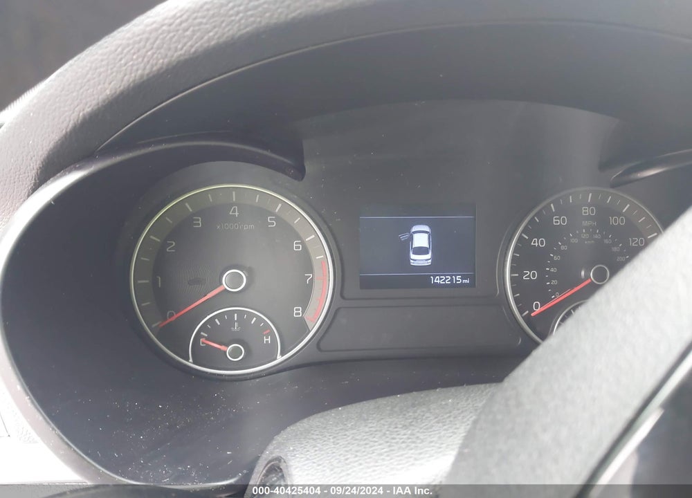 2019 KIA OPTIMA LX VIN: 5XXGT4L36KG357557