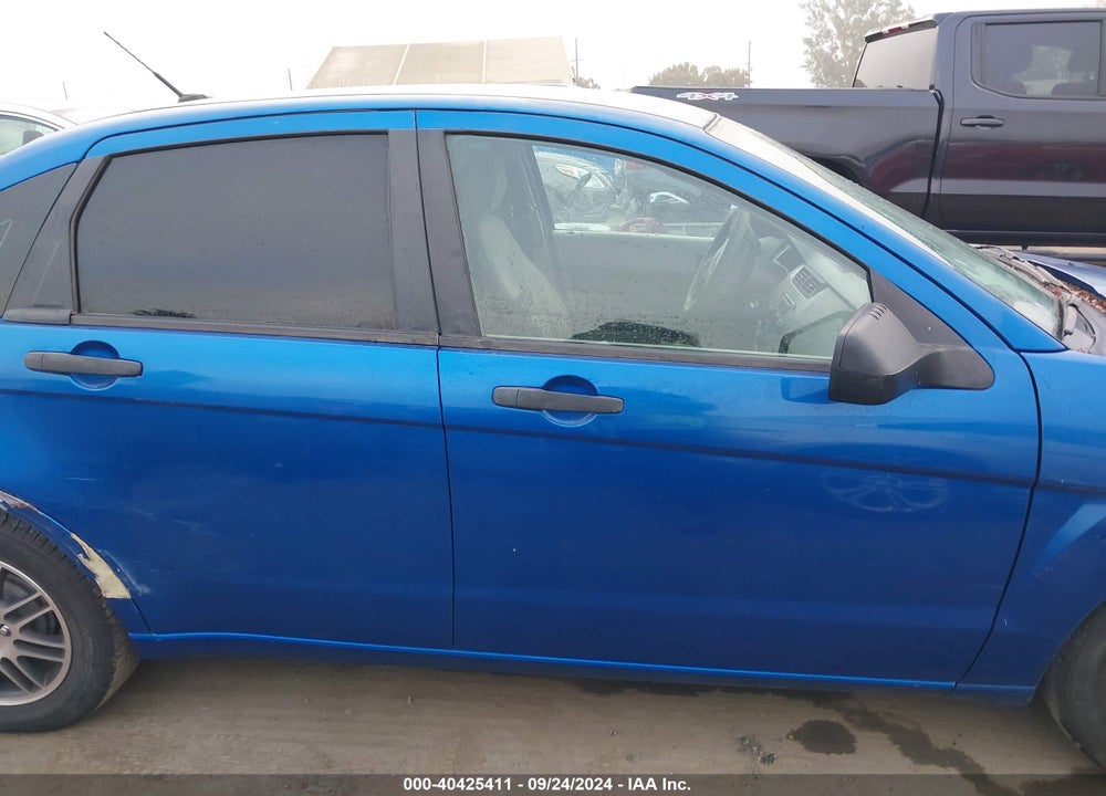 2010 FORD FOCUS SE VIN: 1FAHP3FN0AW274015