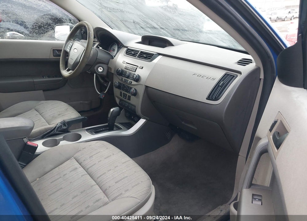 2010 FORD FOCUS SE VIN: 1FAHP3FN0AW274015