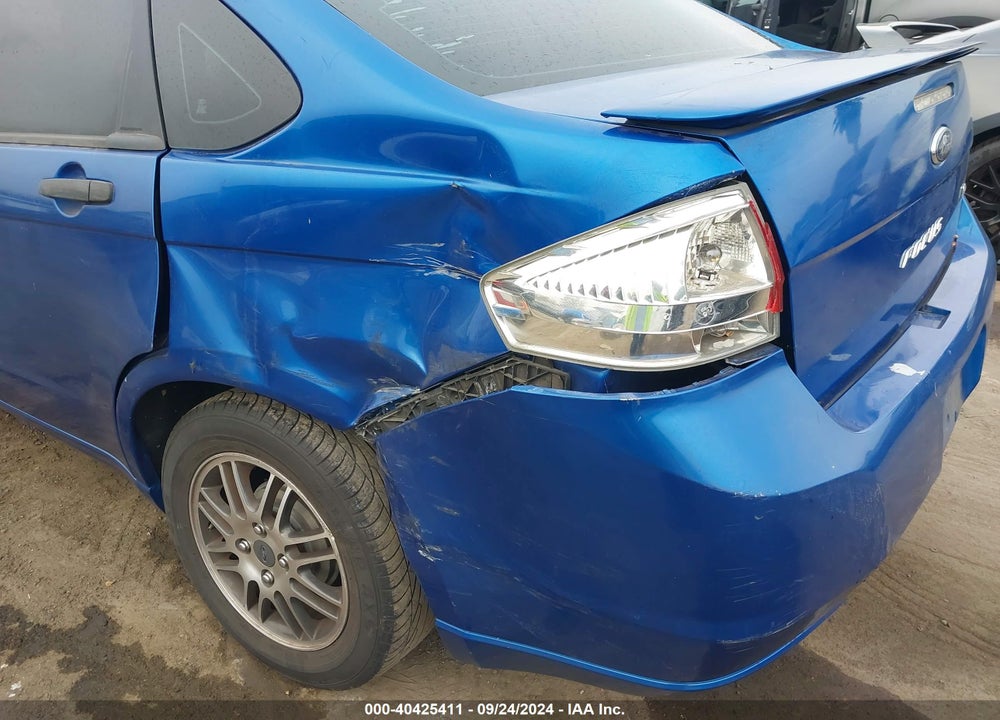 2010 FORD FOCUS SE VIN: 1FAHP3FN0AW274015