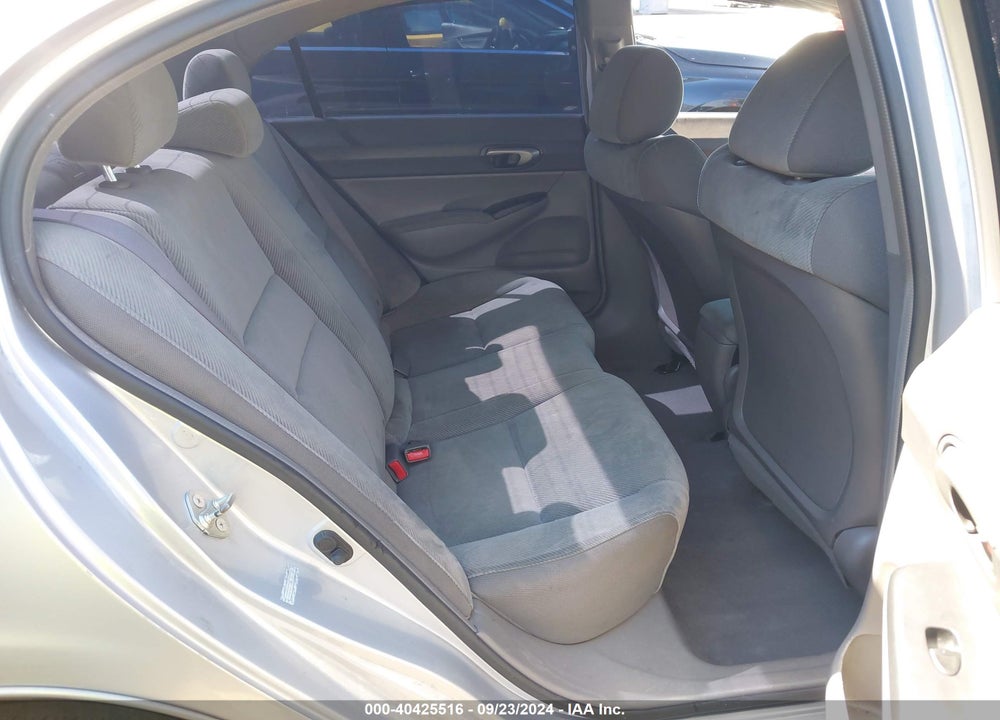 2010 HONDA CIVIC LX VIN: 19XFA1F59AE081184