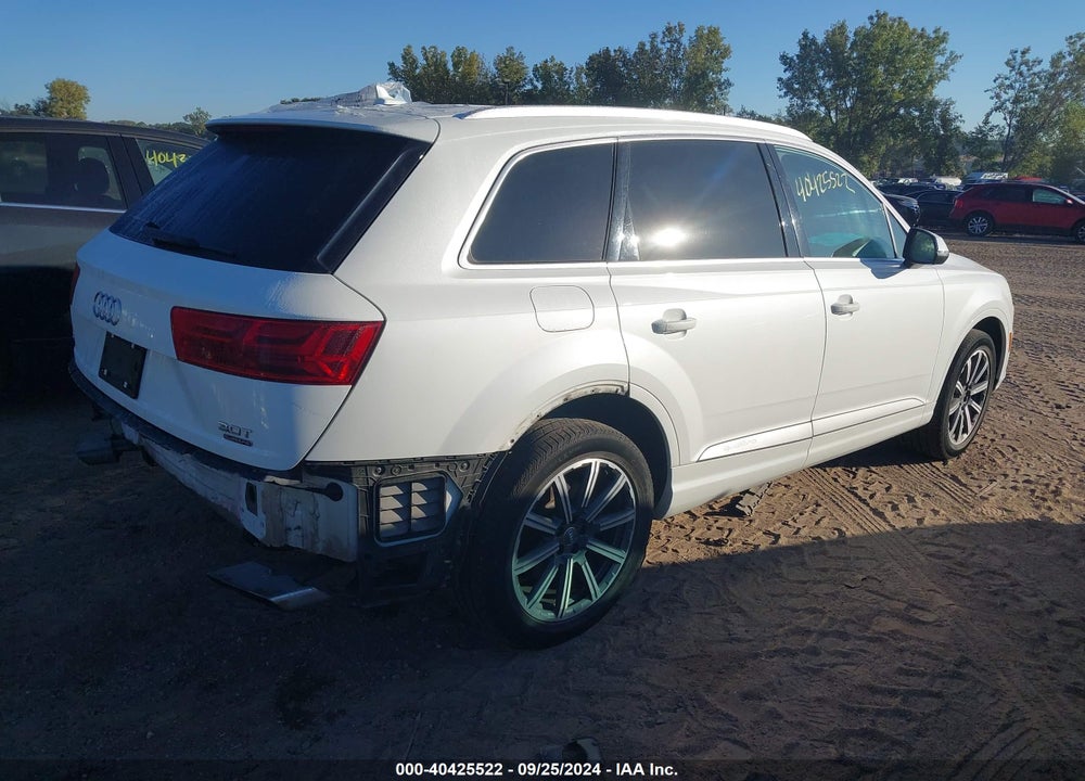 2017 AUDI Q7 3.0T PREMIUM VIN: WA1LAAF71HD034824