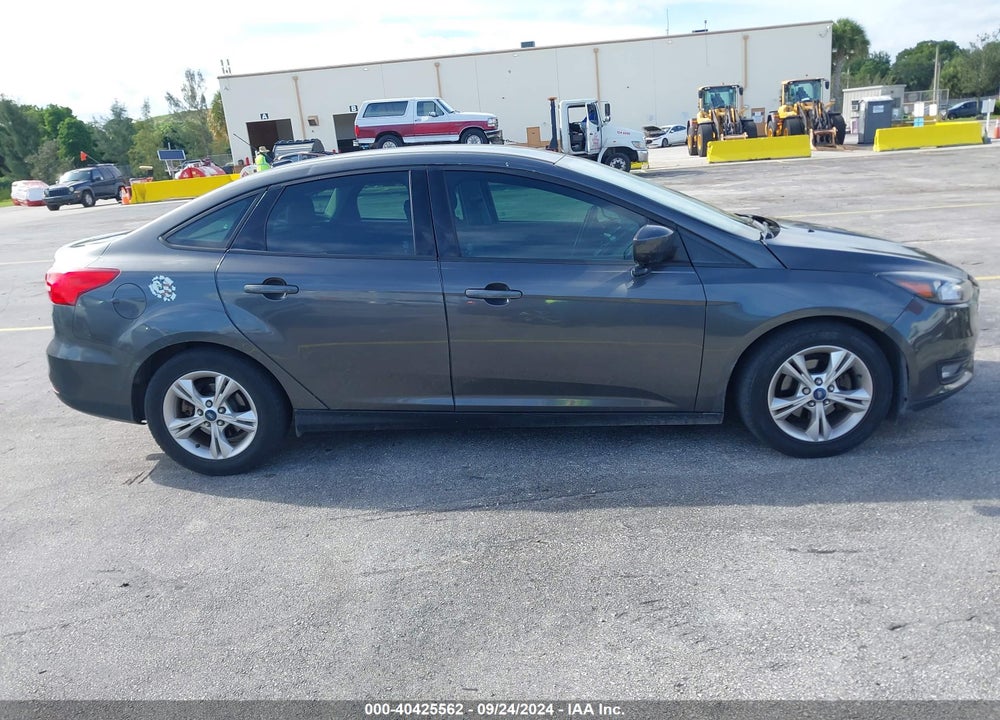 2018 FORD FOCUS SE VIN: 1FADP3FE8JL238301