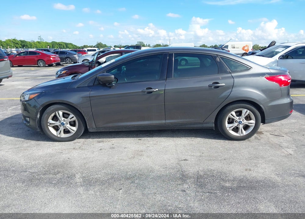2018 FORD FOCUS SE VIN: 1FADP3FE8JL238301