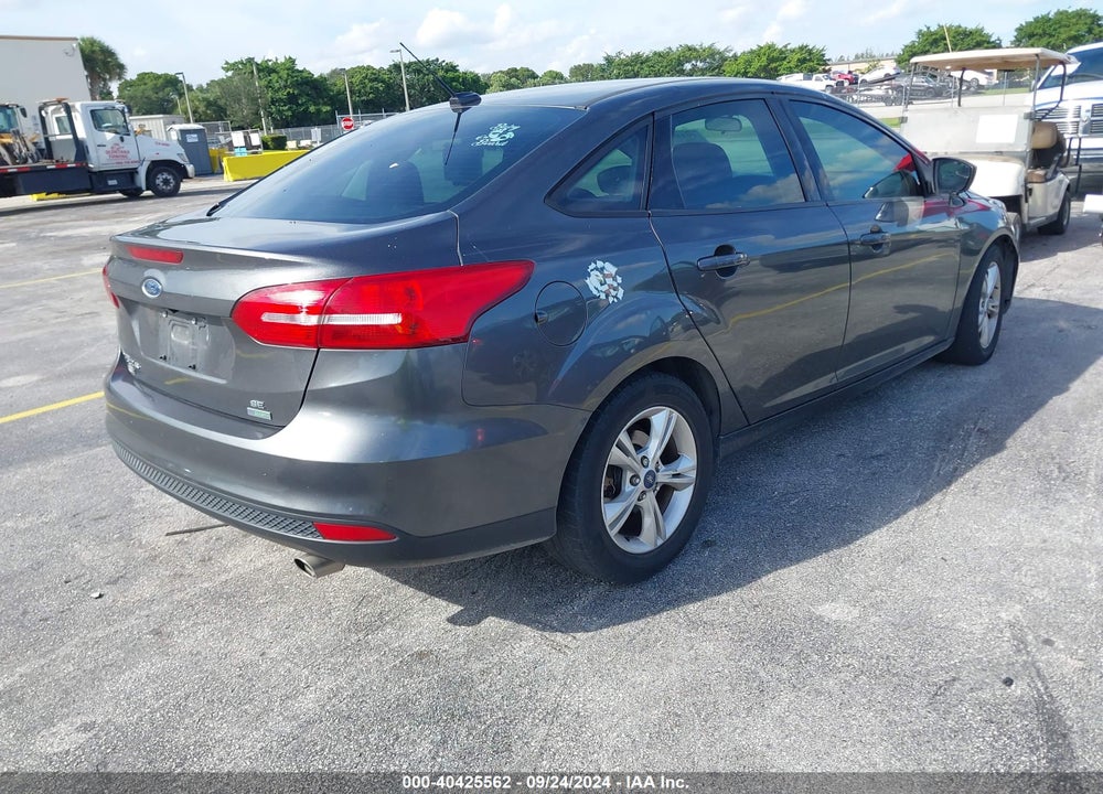 2018 FORD FOCUS SE VIN: 1FADP3FE8JL238301