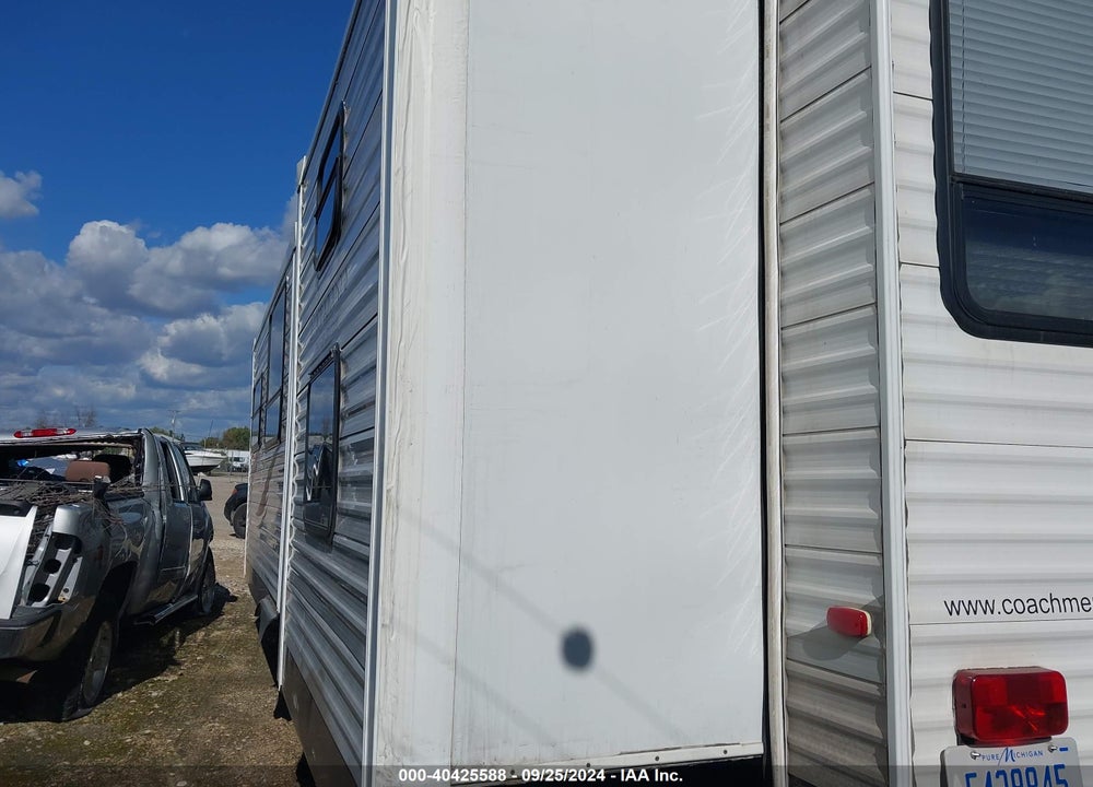 2013 COACHMEN CATALINA VIN: 5ZT2CAXB0DT003285