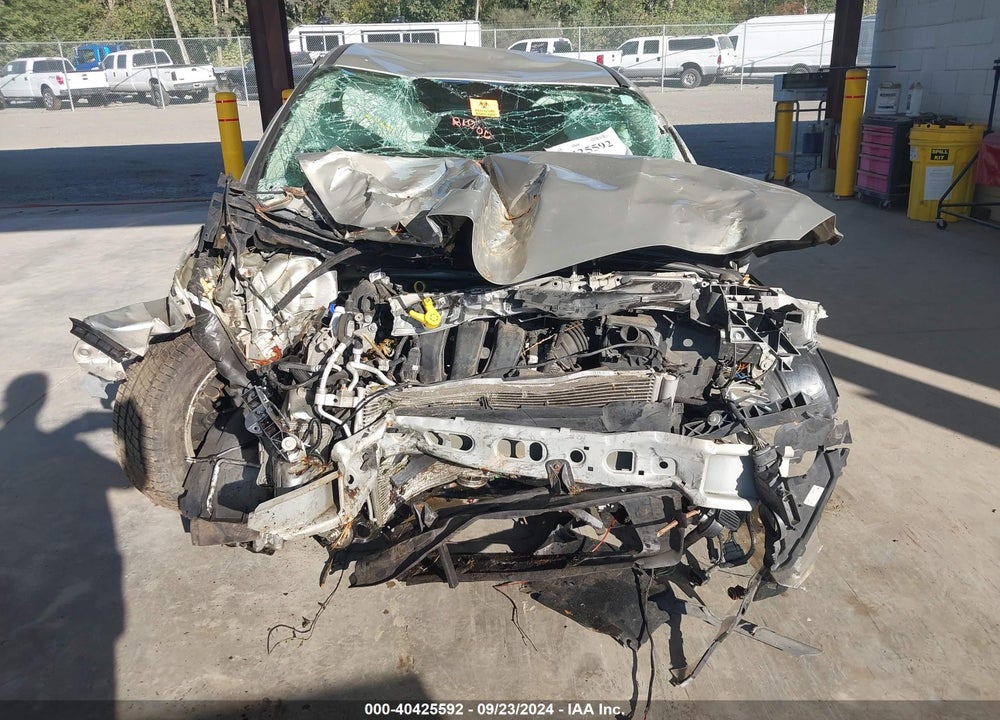 2015 FORD FOCUS SE VIN: 1FADP3F21FL268270