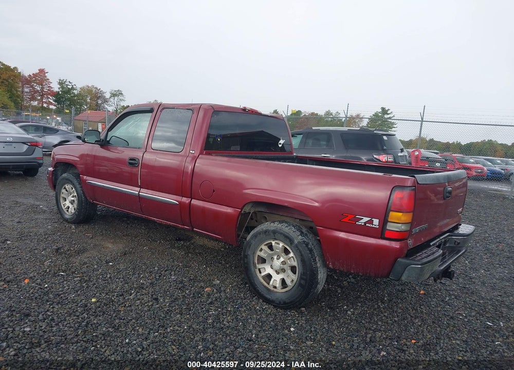 2005 GMC SIERRA 1500 SLE VIN: 1GTEK19B45E227227