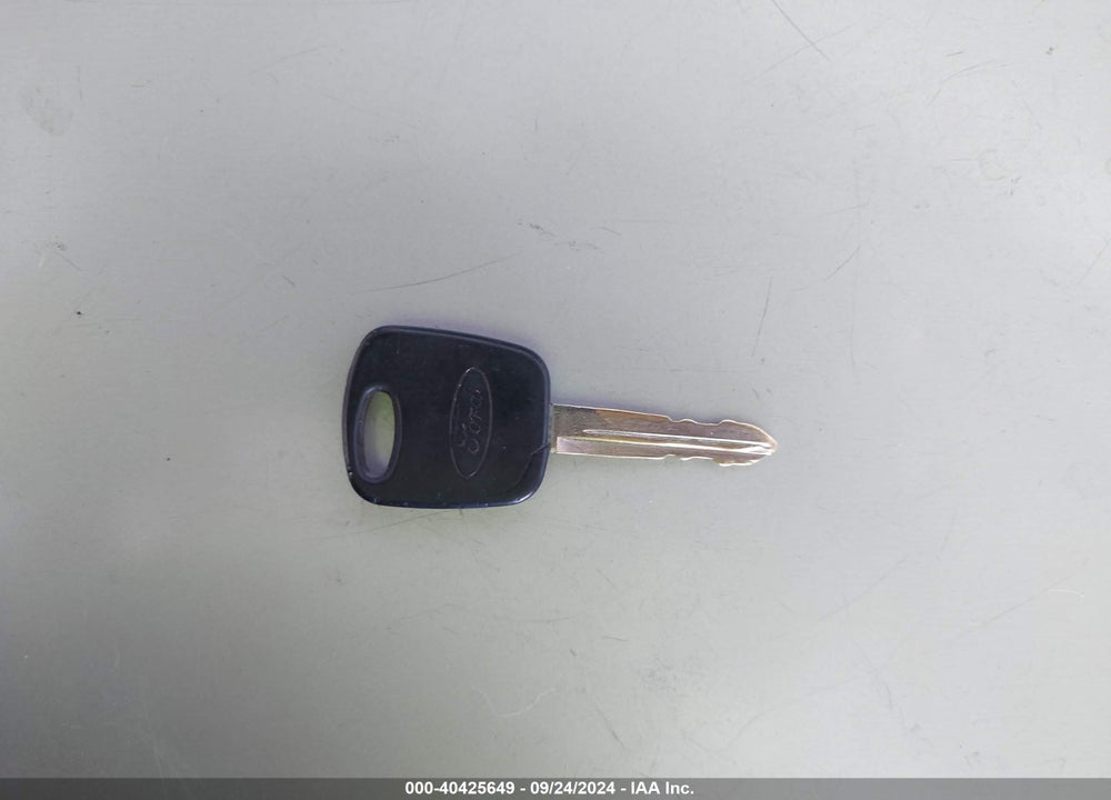 2003 MAZDA TRIBUTE ES V6 VIN: 4F2CZ96123KM17877
