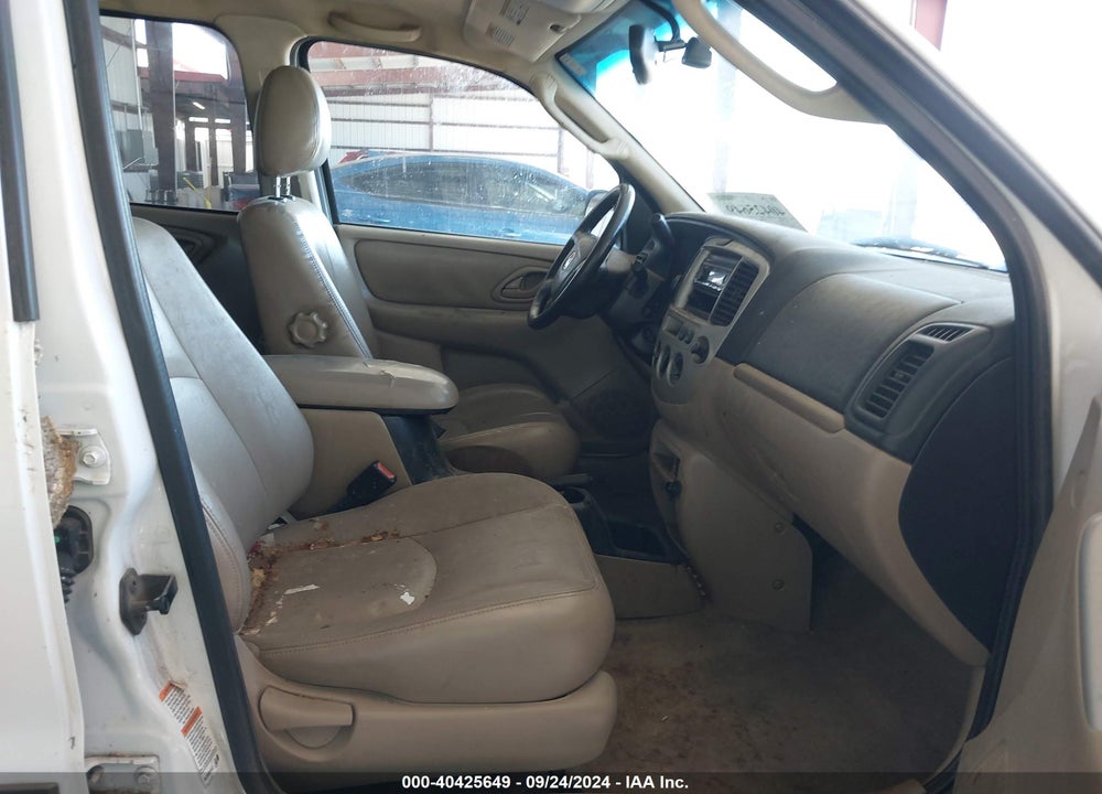 2003 MAZDA TRIBUTE ES V6 VIN: 4F2CZ96123KM17877