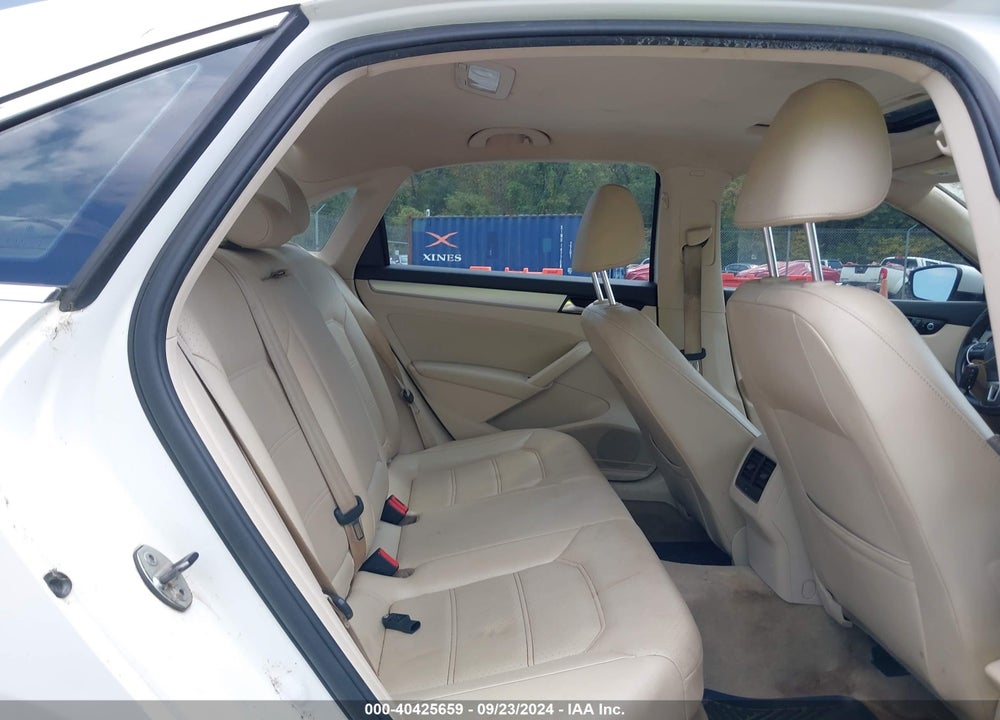 2013 VOLKSWAGEN PASSAT 2.0L TDI SE VIN: 1VWBN7A31DC075223