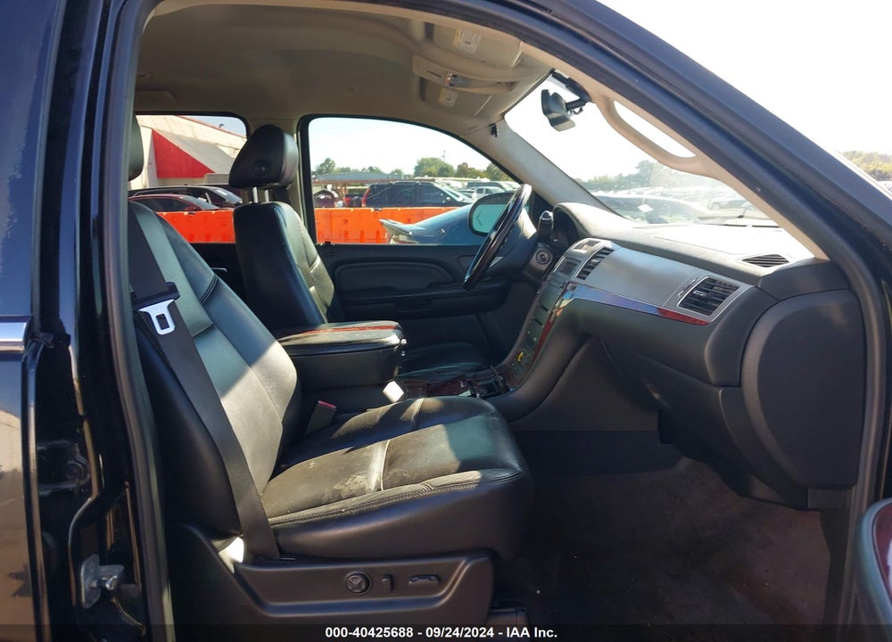2008 CADILLAC ESCALADE STANDARD VIN: 1GYEC63808R204445