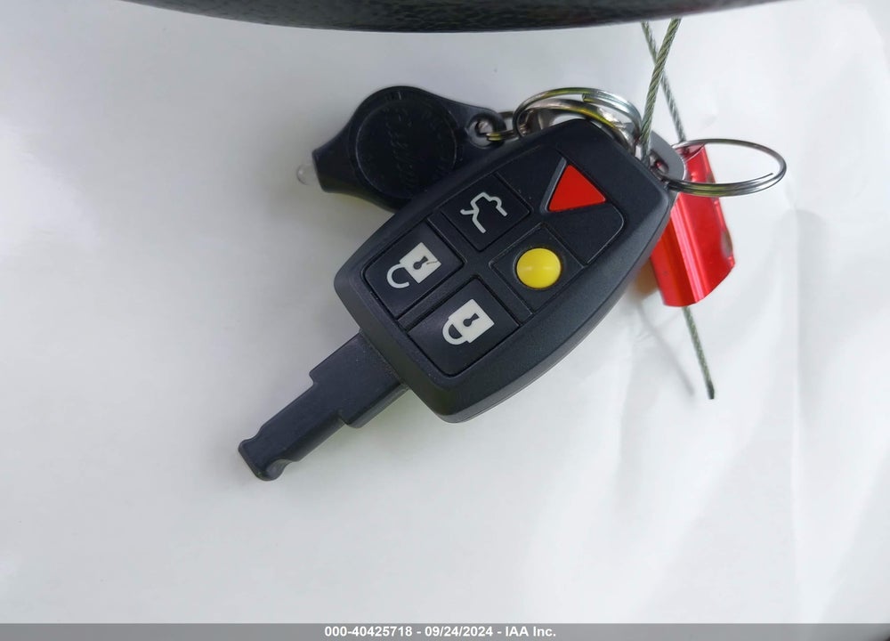 2006 VOLVO S40 T5 VIN: YV1MH682062167890