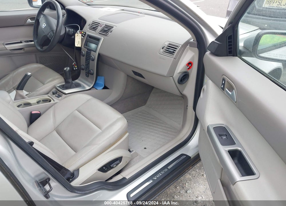 2006 VOLVO S40 T5 VIN: YV1MH682062167890