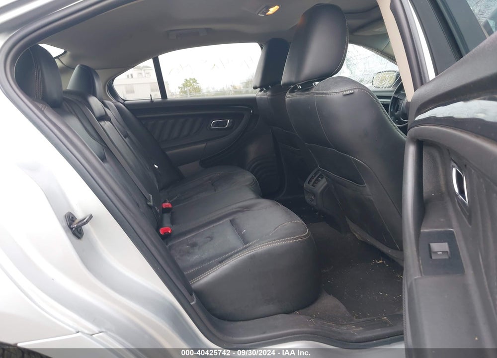 2010 FORD TAURUS LIMITED VIN: 1FAHP2JW0AG121509