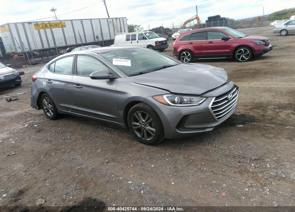 2018 HYUNDAI ELANTRA SEL VIN: 5NPD84LF3JH249575