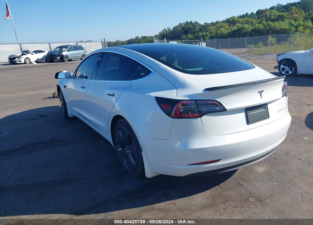 2019 TESLA MODEL 3 LONG RANGE/PERFORMANCE VIN: 5YJ3E1EBXKF494662