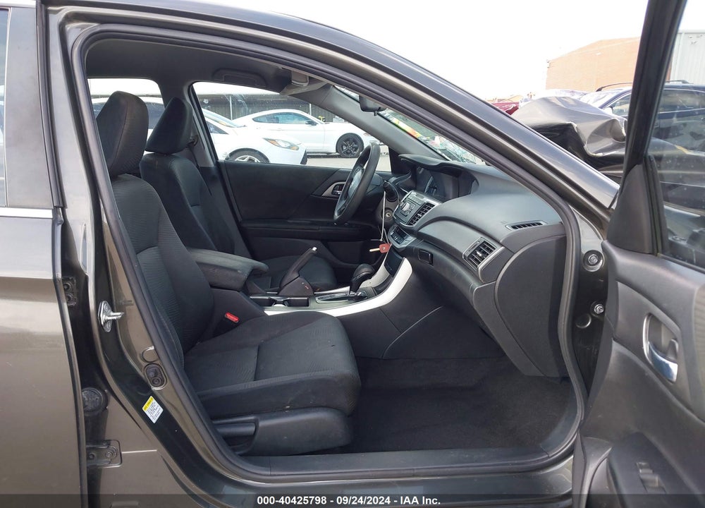 2015 HONDA ACCORD LX VIN: 1HGCR2F30FA077634