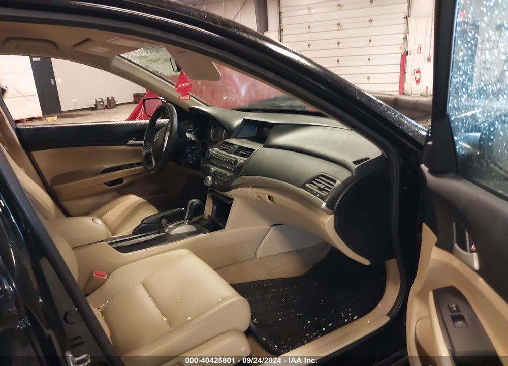 2012 HONDA ACCORD VIN: 1HGCP2F63CA111447