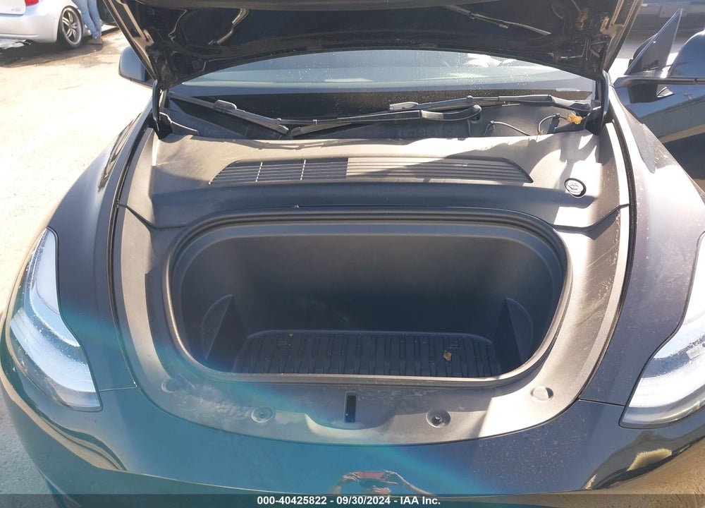 2021 TESLA MODEL Y LONG RANGE DUAL MOTOR ALL-WHEEL DRIVE VIN: 5YJYGDEEXMF208467