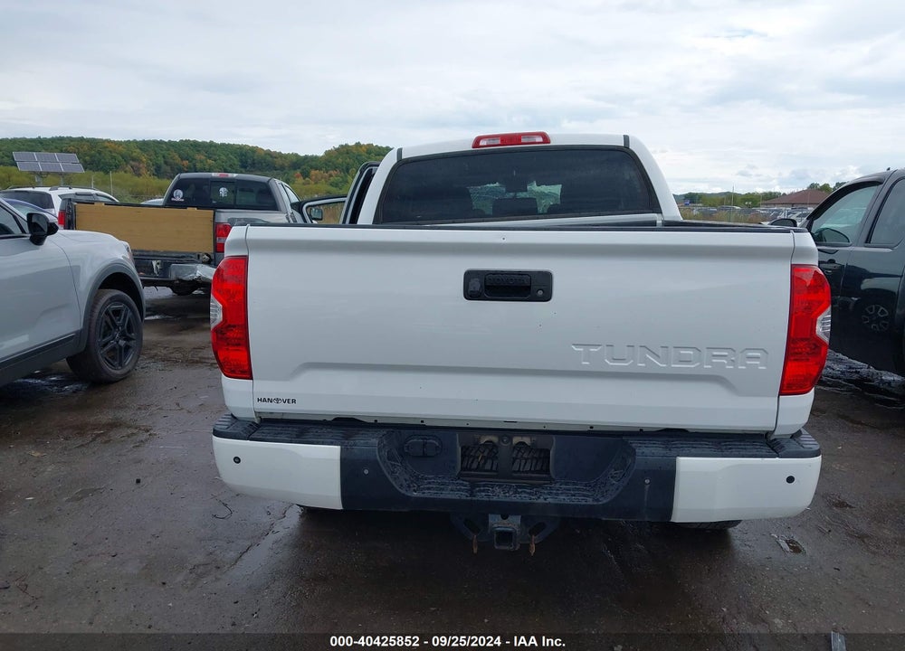 2017 TOYOTA TUNDRA SR5 5.7L V8 VIN: 5TFDY5F15HX584681