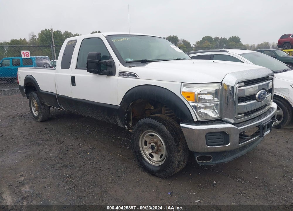 2011 FORD F-250 XLT VIN: 1FT7X2B60BEA49972