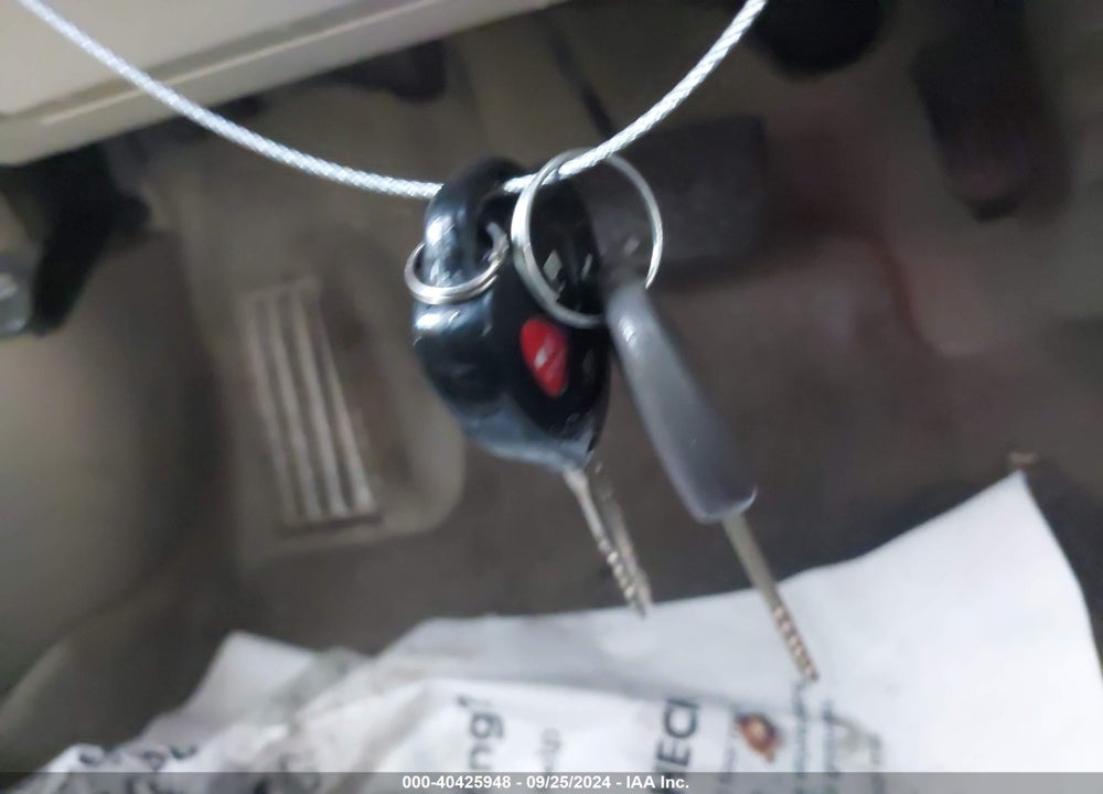 2011 TOYOTA CAMRY LE VIN: 4T1BF3EK6BU624198