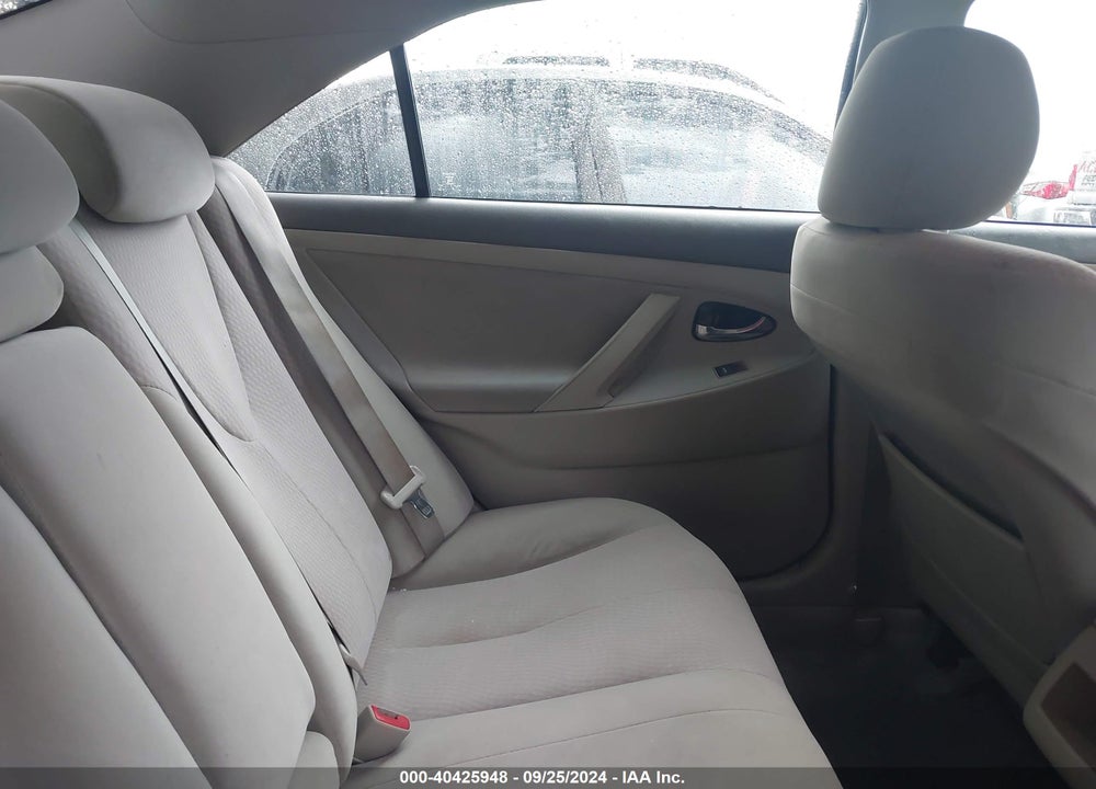 2011 TOYOTA CAMRY LE VIN: 4T1BF3EK6BU624198