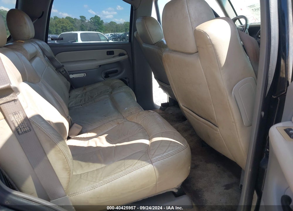 2001 CHEVROLET TAHOE LT VIN: 1GNEK13TX1J126185