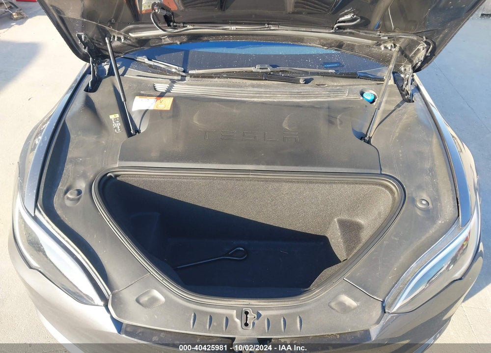 2018 TESLA MODEL S 100D/75D/P100D VIN: 5YJSA1E21JF247293