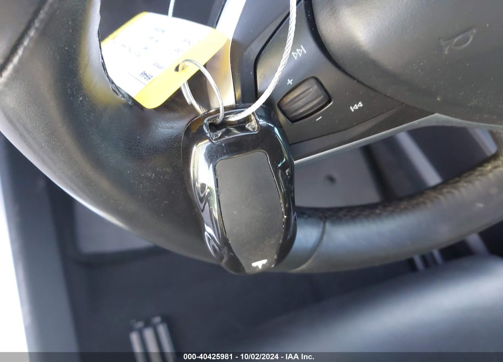 2018 TESLA MODEL S 100D/75D/P100D VIN: 5YJSA1E21JF247293