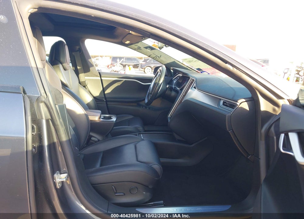 2018 TESLA MODEL S 100D/75D/P100D VIN: 5YJSA1E21JF247293