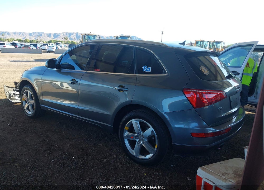 2012 AUDI Q5 2.0T PREMIUM VIN: WA1LFAFP1CA031465