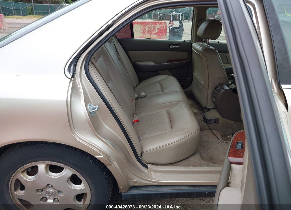 2000 ACURA RL 3.5 VIN: JH4KA9651YC013846