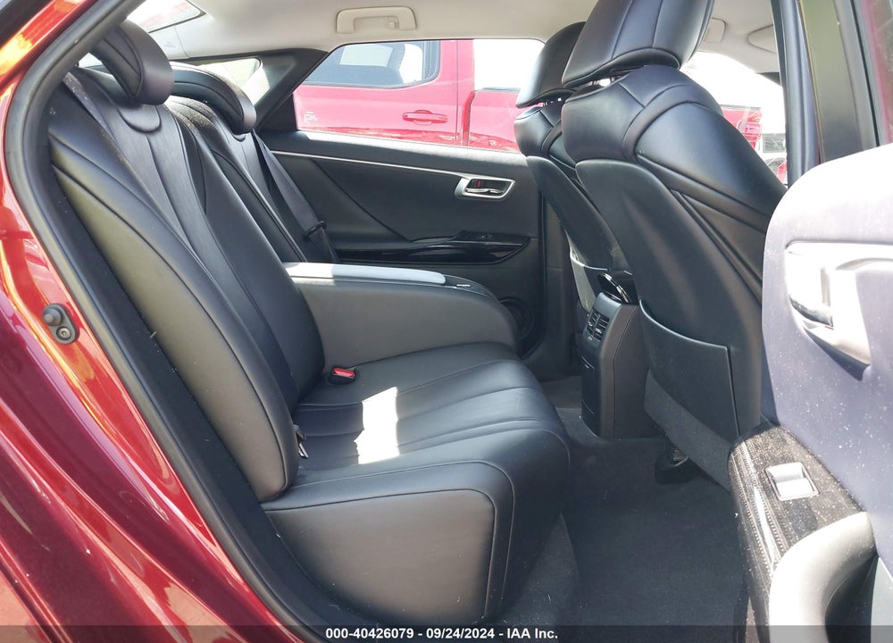 2018 TOYOTA MIRAI VIN: JTDBVRBD5JA004412