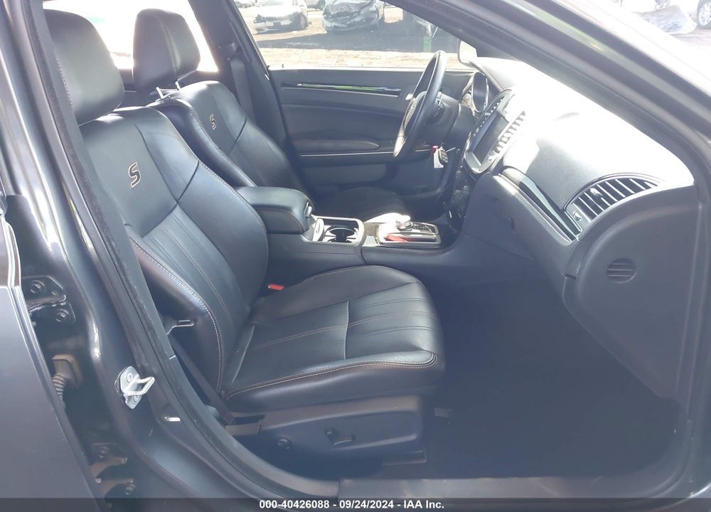 2019 CHRYSLER 300 300S VIN: 2C3CCABT6KH581105