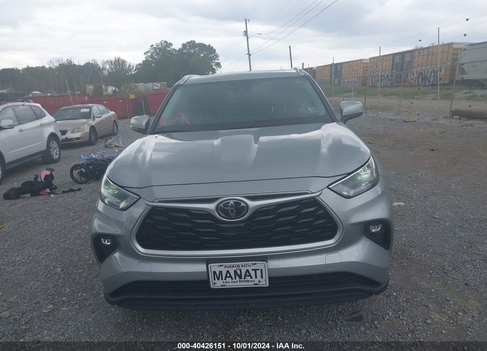 2021 TOYOTA HIGHLANDER XLE VIN: 5TDHZRBH2MS071865