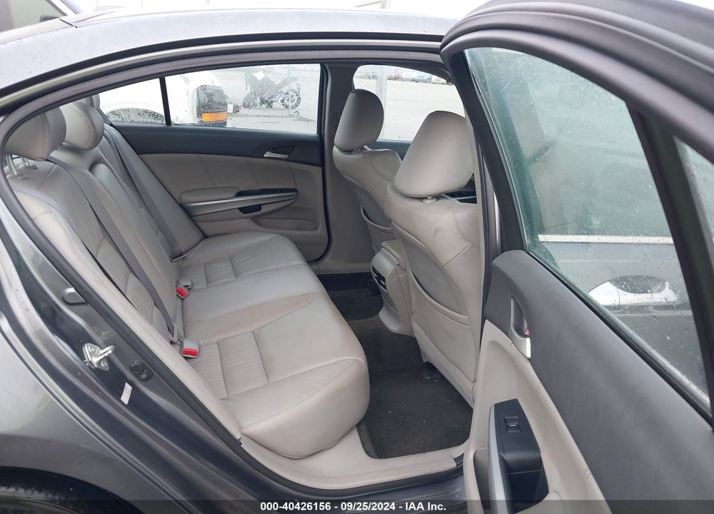 2010 HONDA ACCORD 3.5 EX-L VIN: 1HGCP3F88AA027077